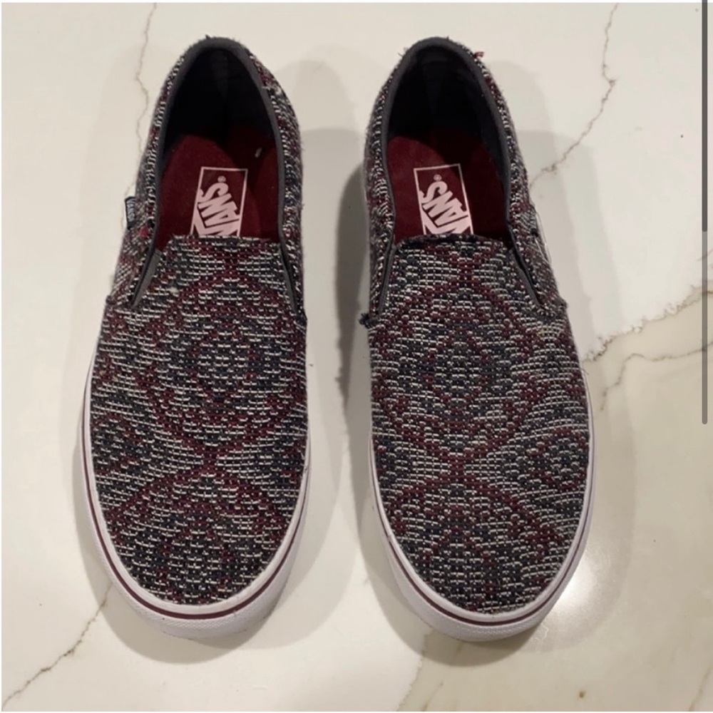 SLIP ON VANS